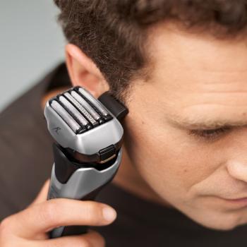 Panasonic Serie 800 ES-LV69-S803 Nass & Trockenrasierer, silber , 5fach Scherkopf, Linearmotor